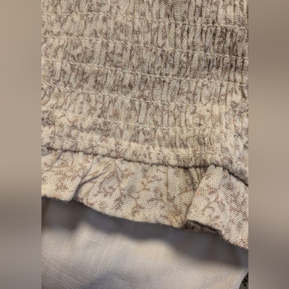 Hem & Thead NWT Stretchy Beige Smocked Top Bell Sleeves Ruffle Trim - Picture 3 of 7